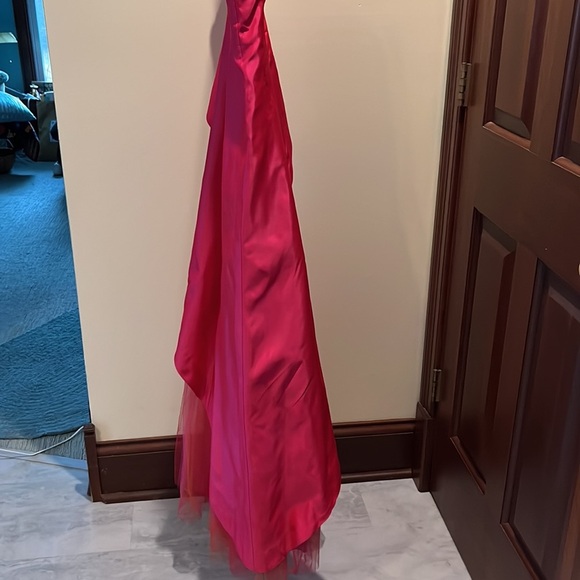 Morgan&Co by Linda Bernell Tafetta& Tulle PINK/FUSCIA Formal gown Size 7/8 Jr - Picture 9 of 12